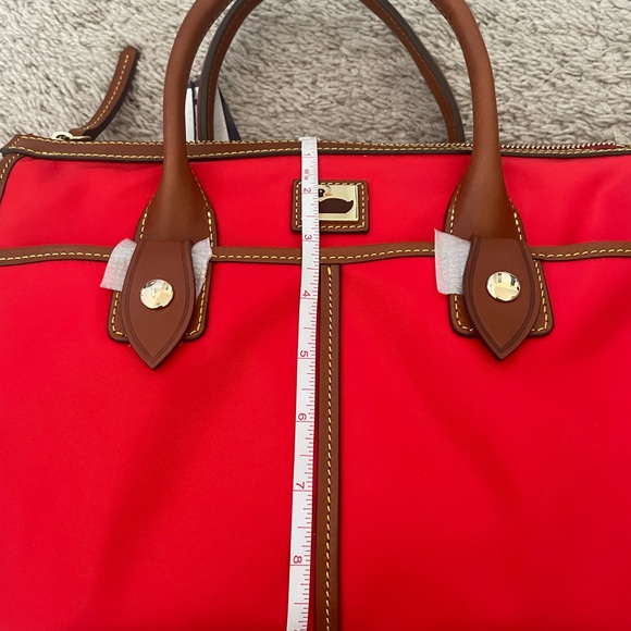 BRAND NEW WITH TAG DOONEY AND BOURKE BAG - Picture 3 of 13